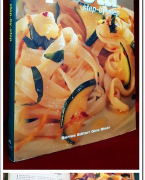 Simple Pasta Step by Step Hardcover  – 2001 간단한 파스타 단계별 하드커버